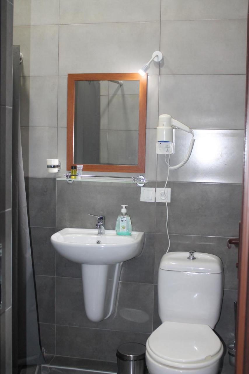 Smak Hotel Kobuleti Bagian luar foto