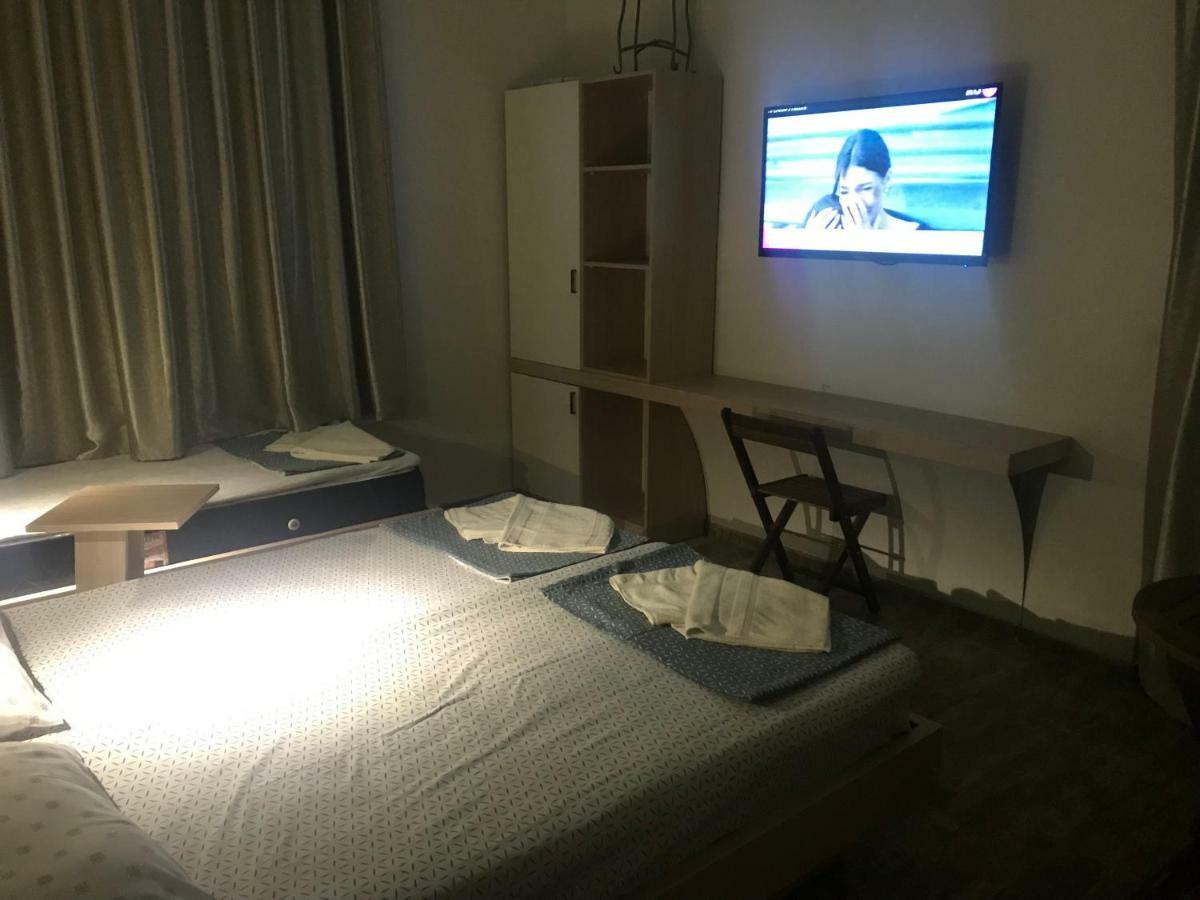 Smak Hotel Kobuleti Bagian luar foto