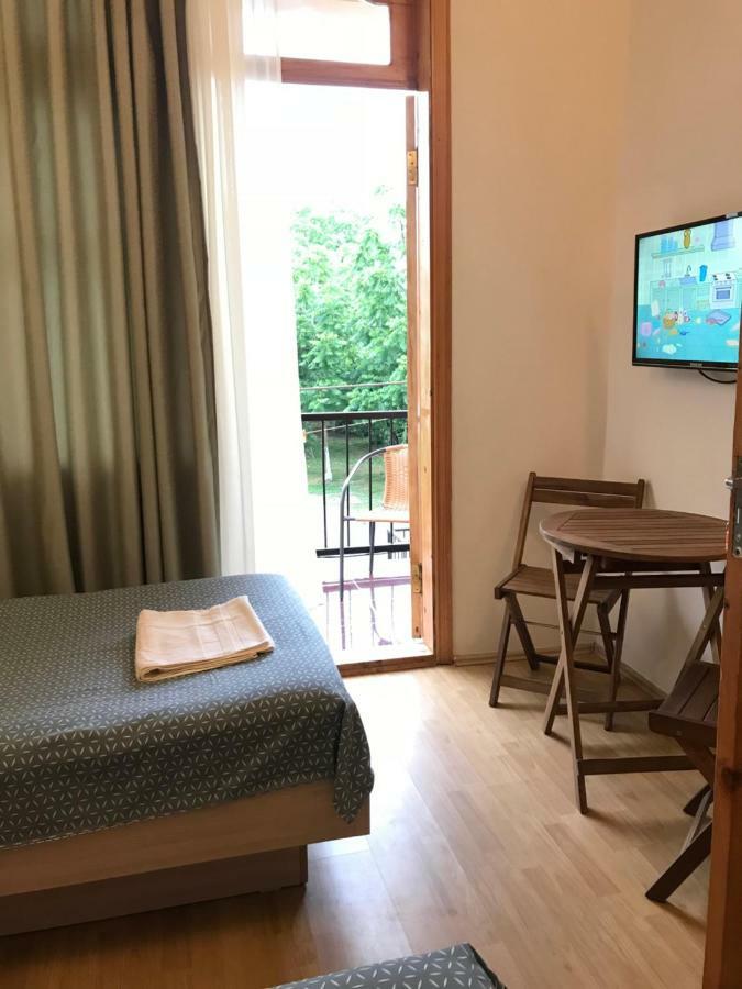 Smak Hotel Kobuleti Bagian luar foto